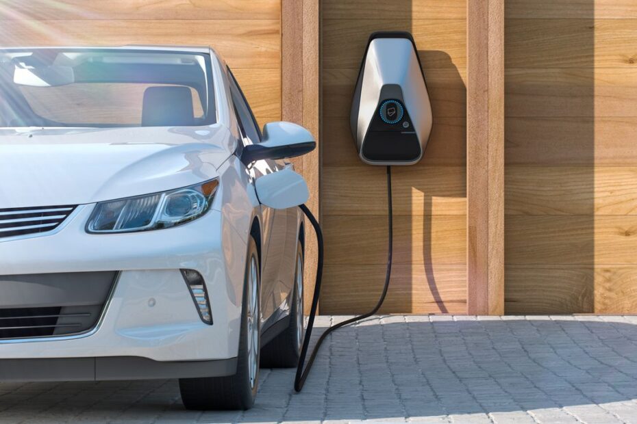 "Electric Car Conversions: Exploring EV Retrofitting Technologies"